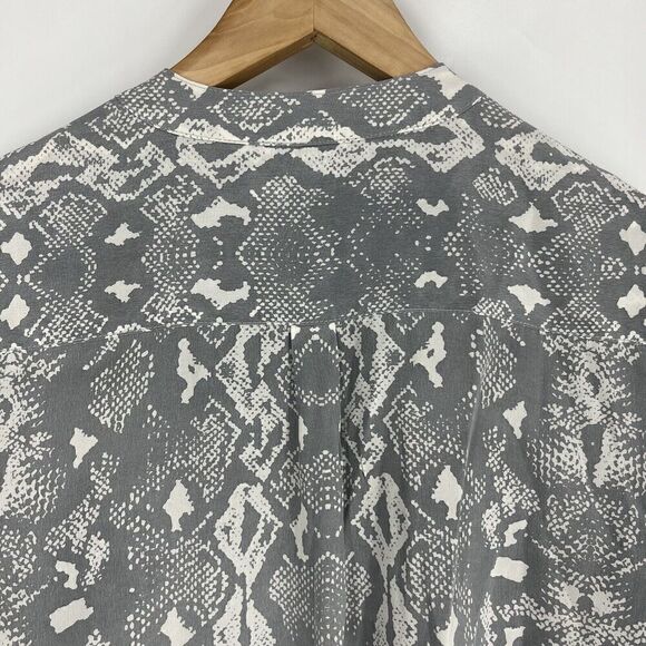 J McLaughlin Top Size Small Womens Gray Snake Print Silk Blouse Shirt Button Up - Picture 5 of 7